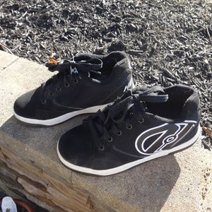 Heelys Youth Roller Skate Sneakers Size 4